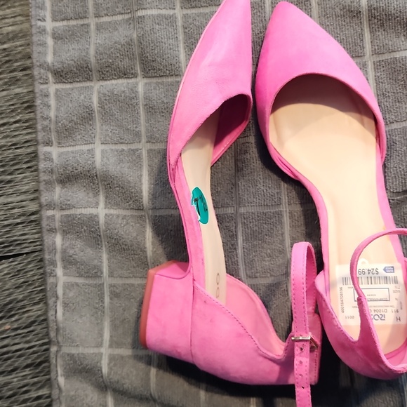 ALDO Barbie Pink shoes Size 7.5 - Picture 6 of 12